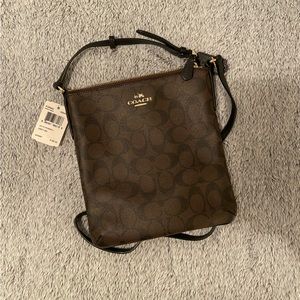 Classic Brown Small Coach Purse!